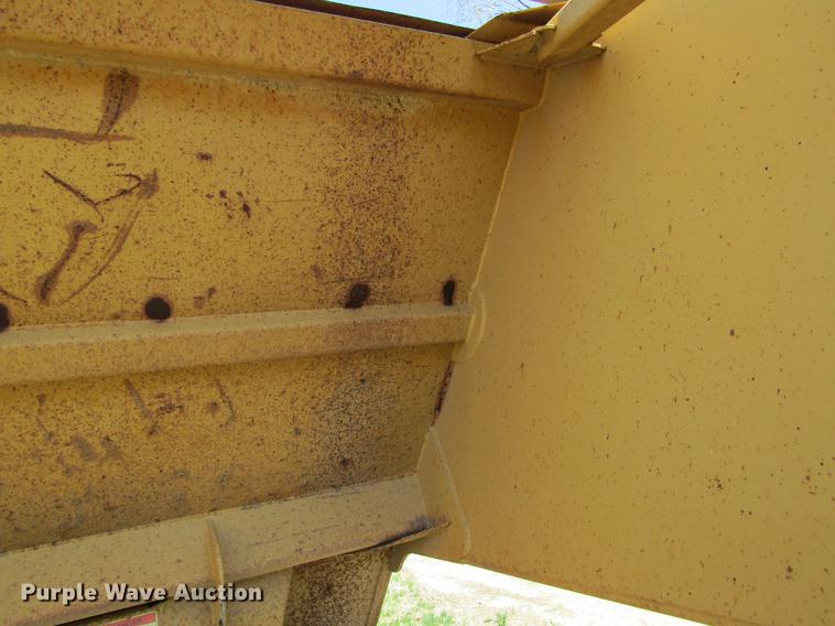 image for item DC4279 1997 Load King 2060-40-2 bottom dump trailer