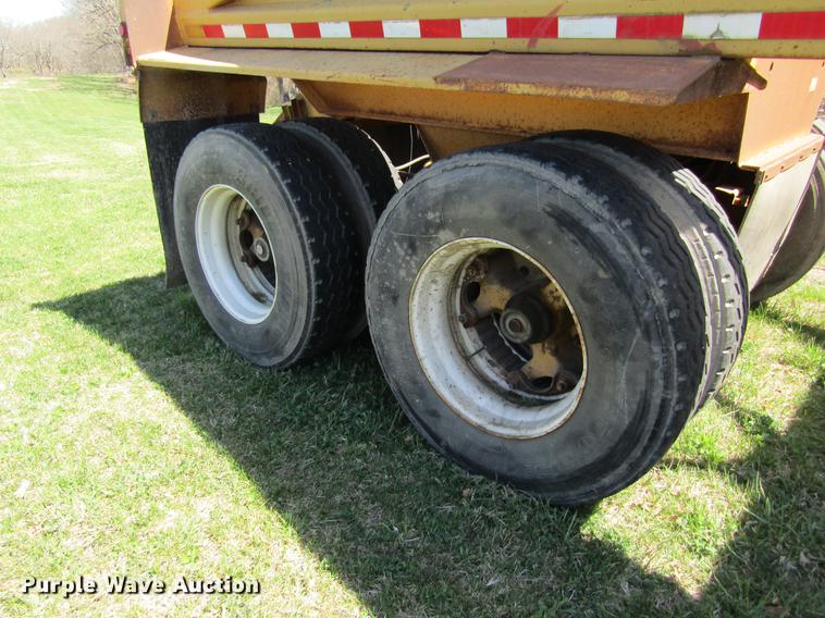 image for item DC4279 1997 Load King 2060-40-2 bottom dump trailer