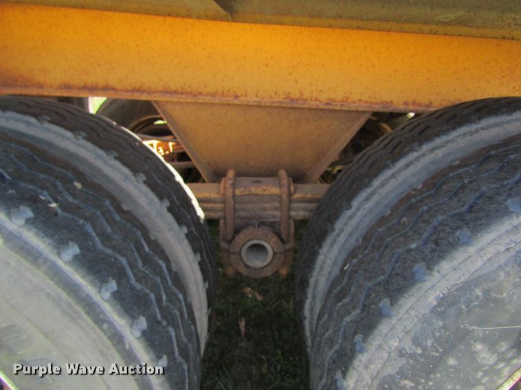 image for item DC4279 1997 Load King 2060-40-2 bottom dump trailer