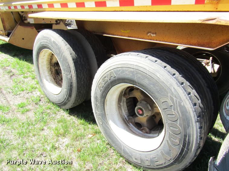 image for item DC4279 1997 Load King 2060-40-2 bottom dump trailer