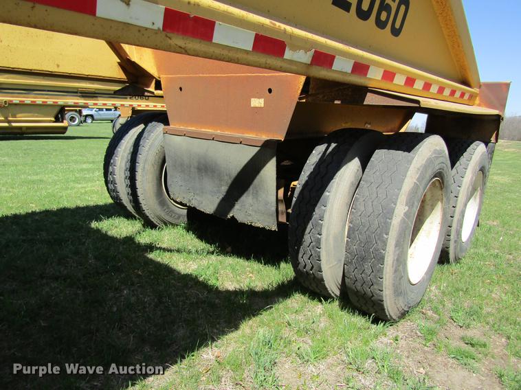 image for item DC4279 1997 Load King 2060-40-2 bottom dump trailer