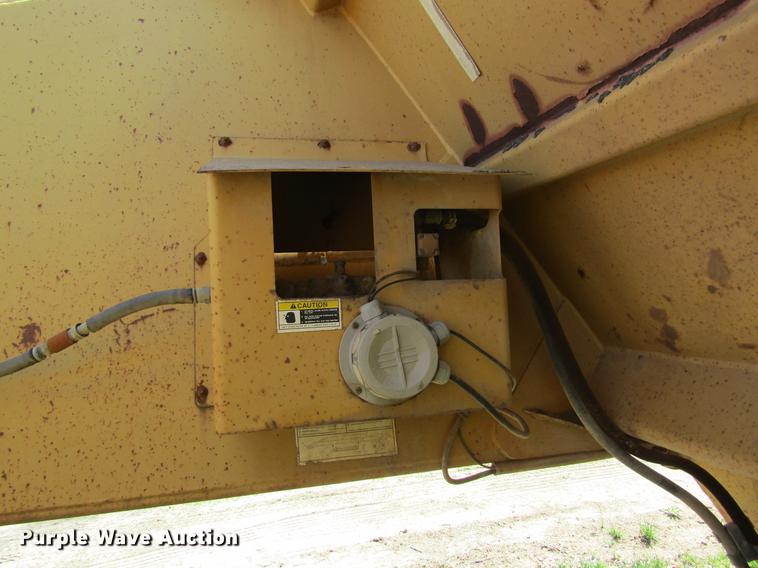 image for item DC4279 1997 Load King 2060-40-2 bottom dump trailer