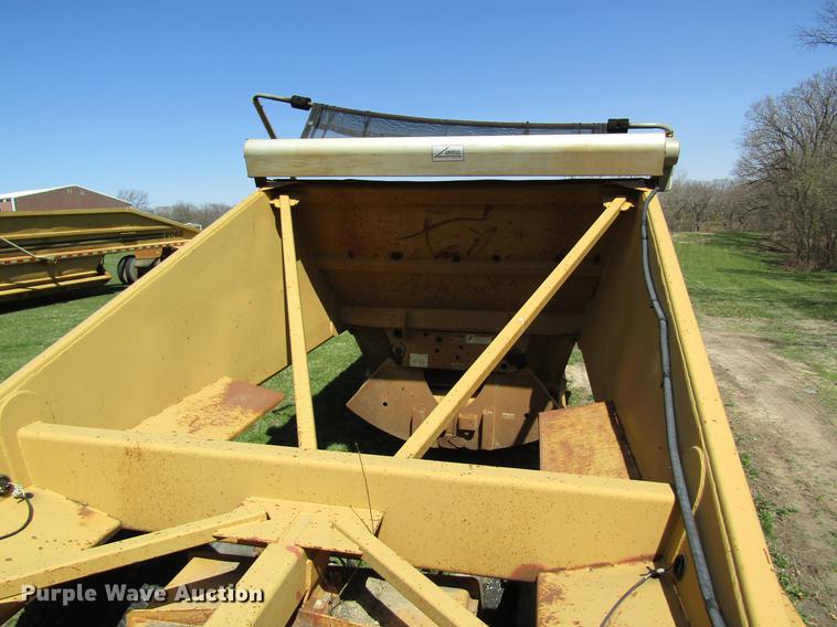 image for item DC4279 1997 Load King 2060-40-2 bottom dump trailer