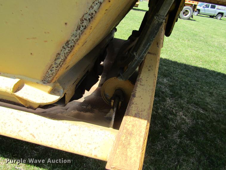 image for item DC4280 1999 Load King 2060-40-2 bottom dump trailer