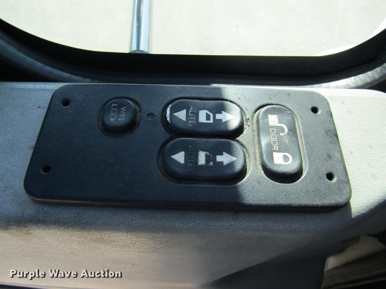 image for item DC4285 2005 International TranStar 8600 semi truck