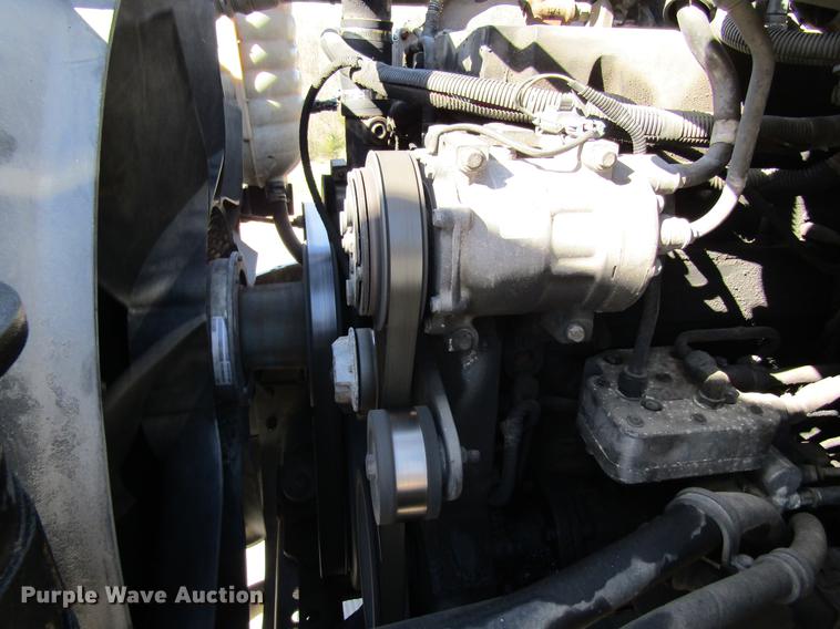 image for item DC4285 2005 International TranStar 8600 semi truck