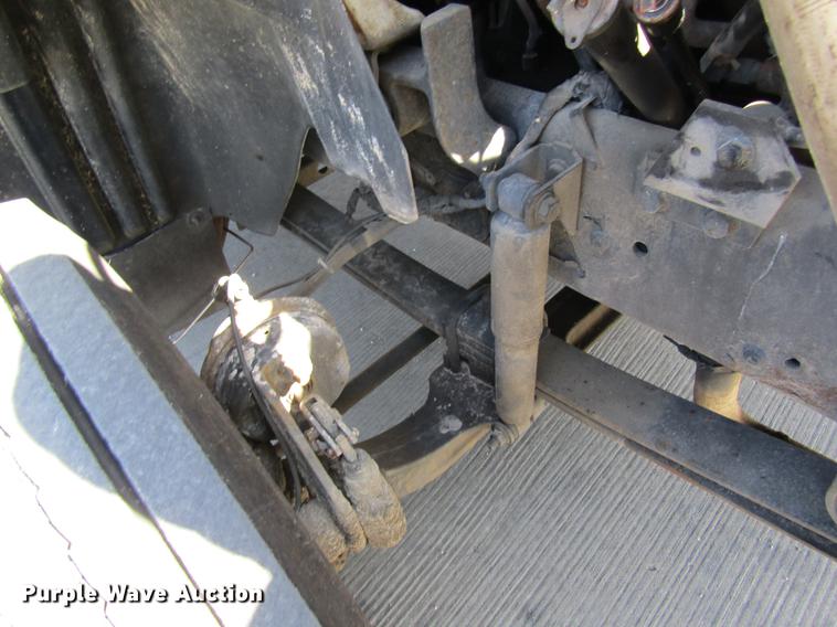 image for item DC4285 2005 International TranStar 8600 semi truck