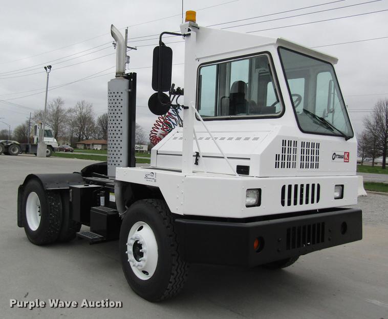 image for item DC4288 2004 Kalmar Ottawa WT30 yard truck