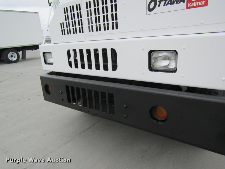 image for item DC4288 2004 Kalmar Ottawa WT30 yard truck