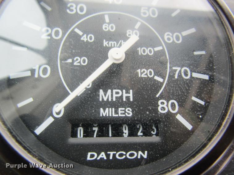 image for item DC4288 2004 Kalmar Ottawa WT30 yard truck