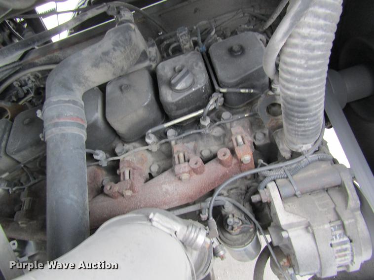 image for item DC4288 2004 Kalmar Ottawa WT30 yard truck