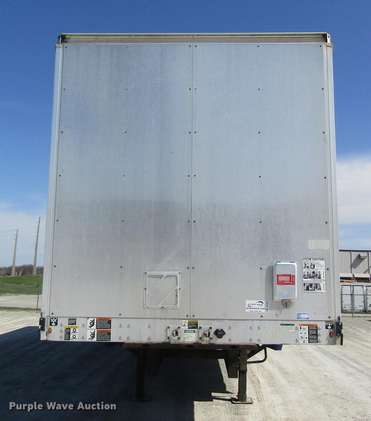 image for item DC4302 2011 Wilson CFD-900 side curtain trailer