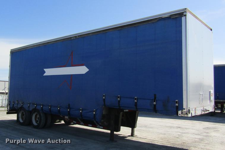 image for item DC4302 2011 Wilson CFD-900 side curtain trailer