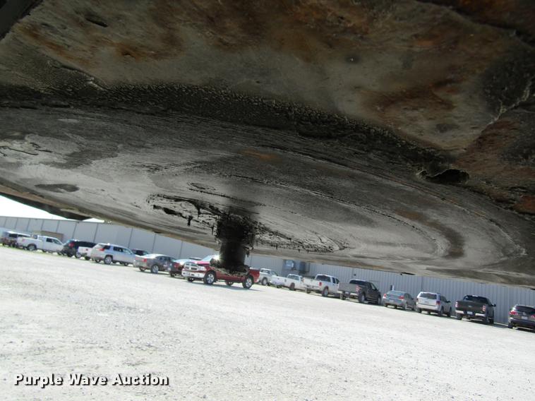 image for item DC4302 2011 Wilson CFD-900 side curtain trailer