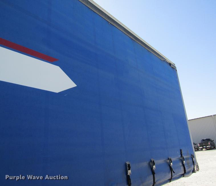 image for item DC4302 2011 Wilson CFD-900 side curtain trailer