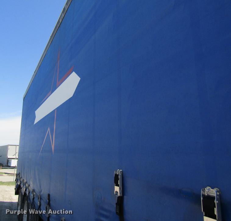 image for item DC4302 2011 Wilson CFD-900 side curtain trailer