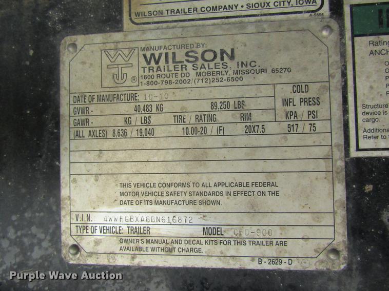 image for item DC4302 2011 Wilson CFD-900 side curtain trailer