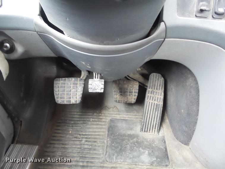 image for item DC7361 2007 Freightliner Columbia semi truck