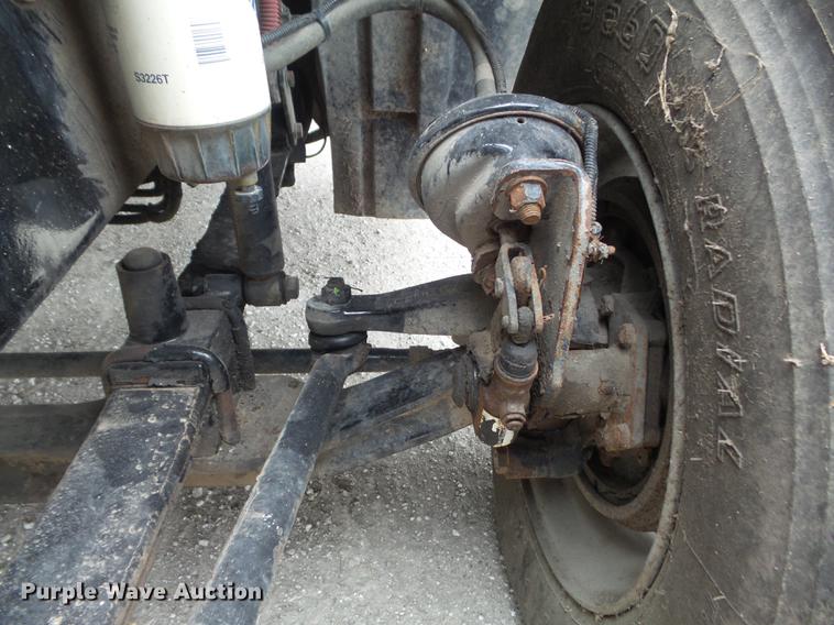 image for item DC7361 2007 Freightliner Columbia semi truck