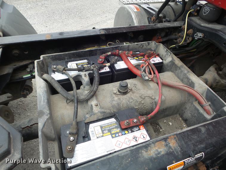 image for item DC7361 2007 Freightliner Columbia semi truck