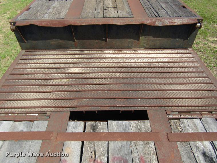 image for item DC7927 2001 Trail Boss KH49HTA drop deck equipment trailer