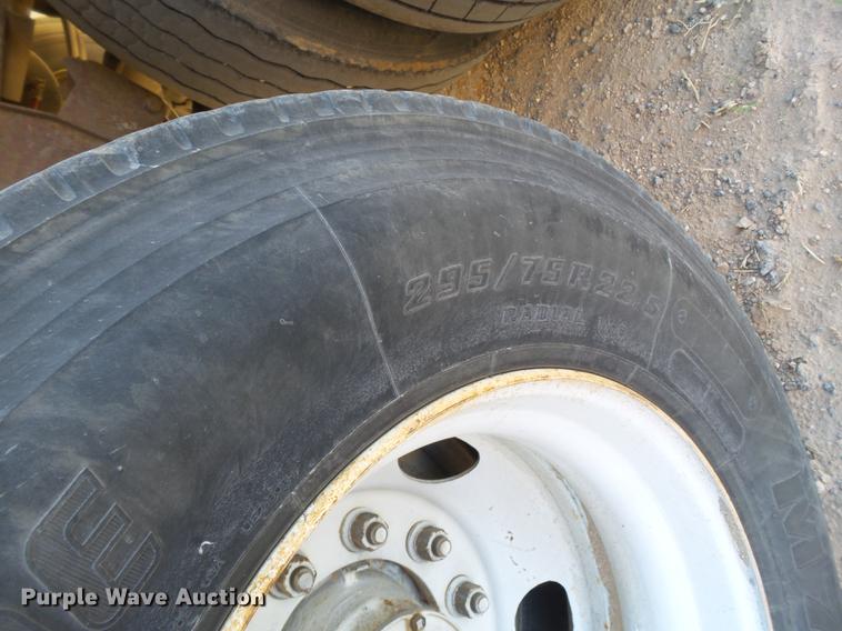 image for item DD1197 1994 Wabash SA-182CW dry van trailer