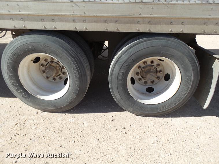 image for item DD1201 1996 Pines dry van trailer