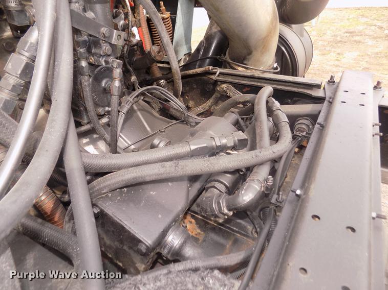 image for item DD2788 1979 International C04070B semi truck