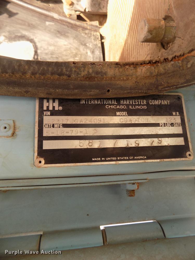 image for item DD2788 1979 International C04070B semi truck