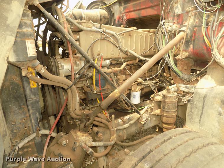 image for item DD2794 1987 White Volvo WIM semi truck