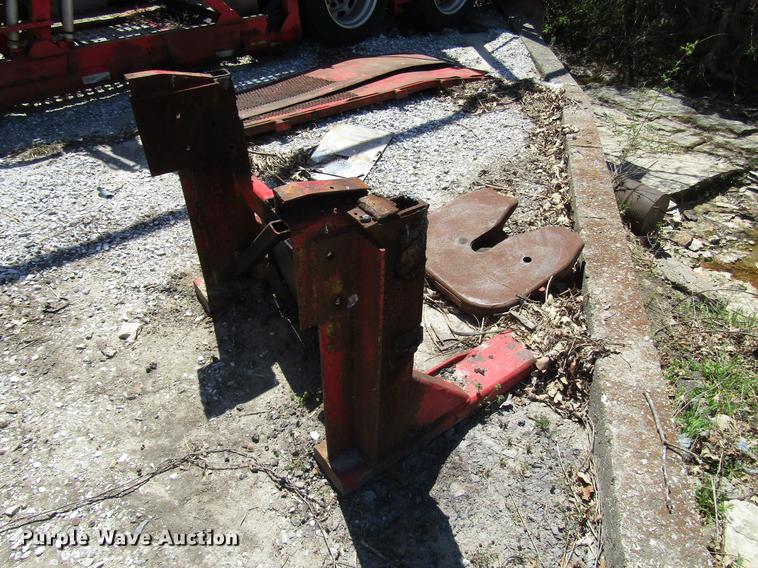 image for item DD7444 2002 Cottrell CS-12LTB car carrier