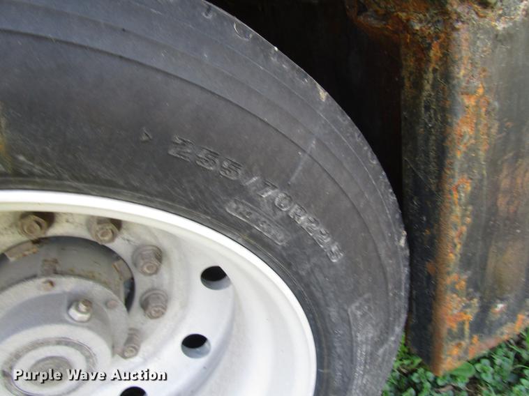 image for item DD7445 1978 Nuway car carrier