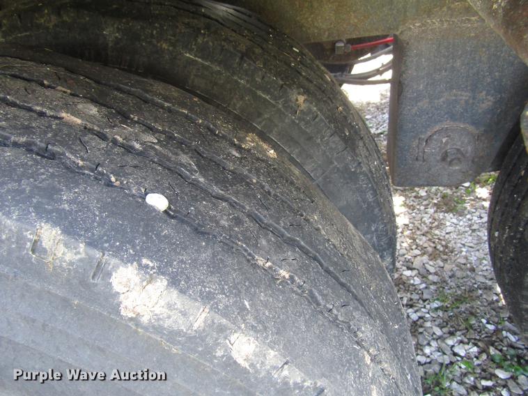 image for item DD7445 1978 Nuway car carrier