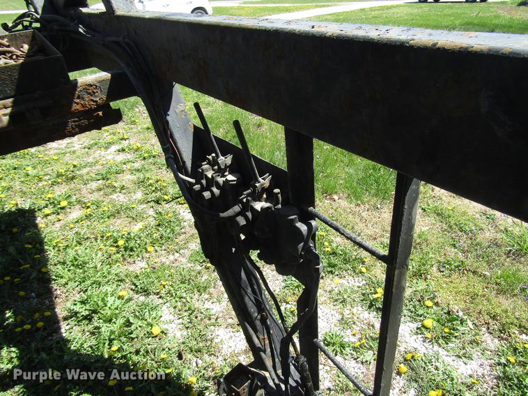 image for item DD7445 1978 Nuway car carrier