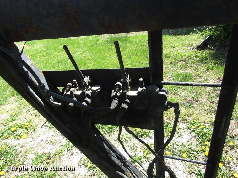 image for item DD7445 1978 Nuway car carrier