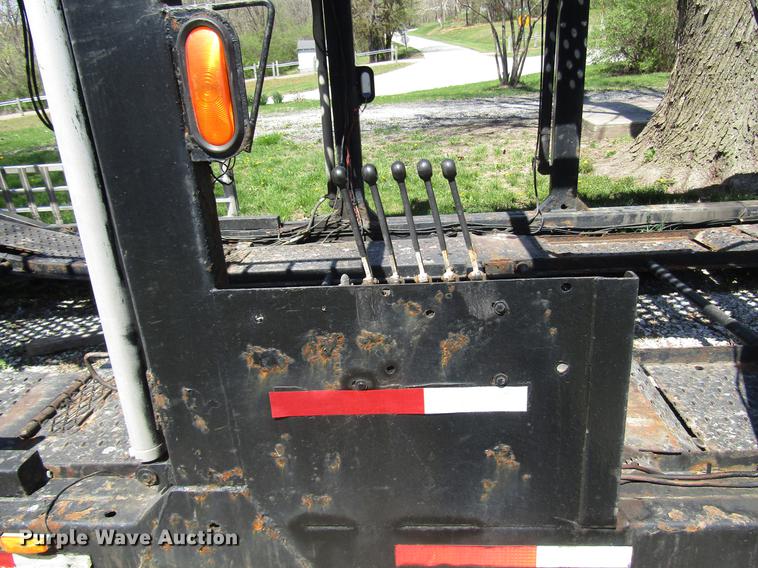 image for item DD7445 1978 Nuway car carrier