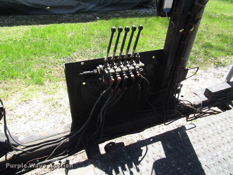 image for item DD7445 1978 Nuway car carrier