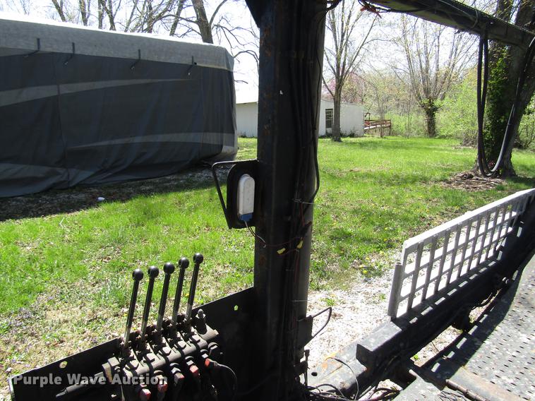 image for item DD7445 1978 Nuway car carrier