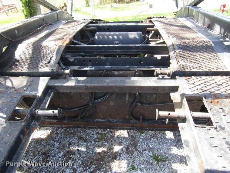 image for item DD7445 1978 Nuway car carrier