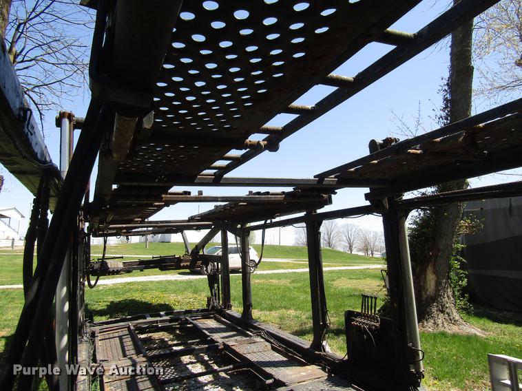 image for item DD7445 1978 Nuway car carrier