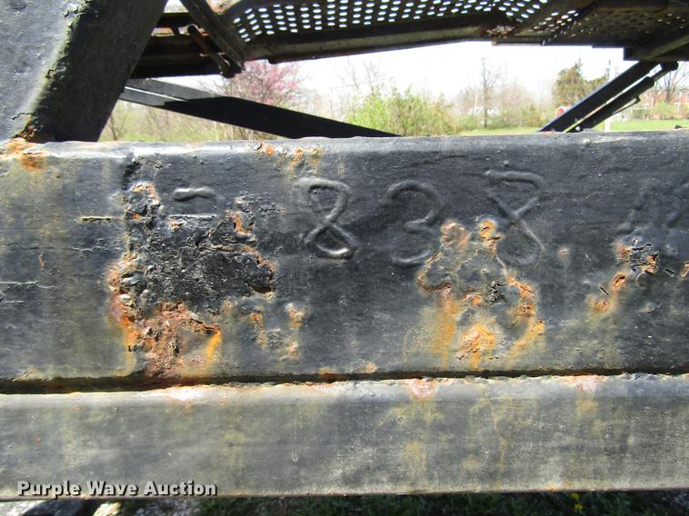 image for item DD7445 1978 Nuway car carrier