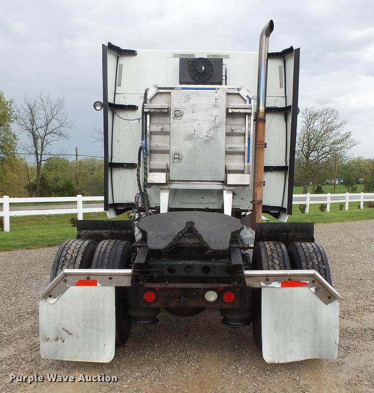 image for item DE3646 2008 International ProStar Premium semi truck