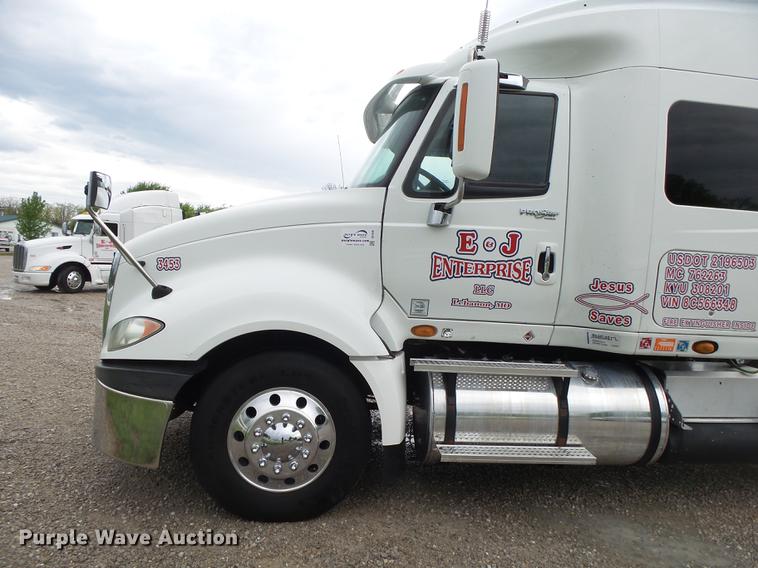 image for item DE3646 2008 International ProStar Premium semi truck