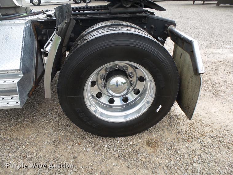 image for item DE3646 2008 International ProStar Premium semi truck