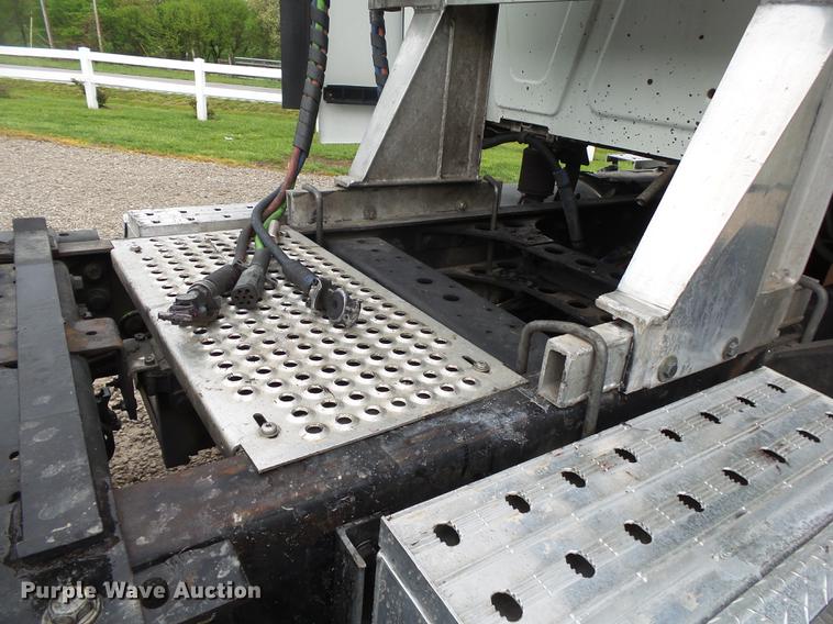 image for item DE3646 2008 International ProStar Premium semi truck