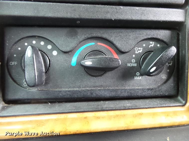 image for item DE3646 2008 International ProStar Premium semi truck