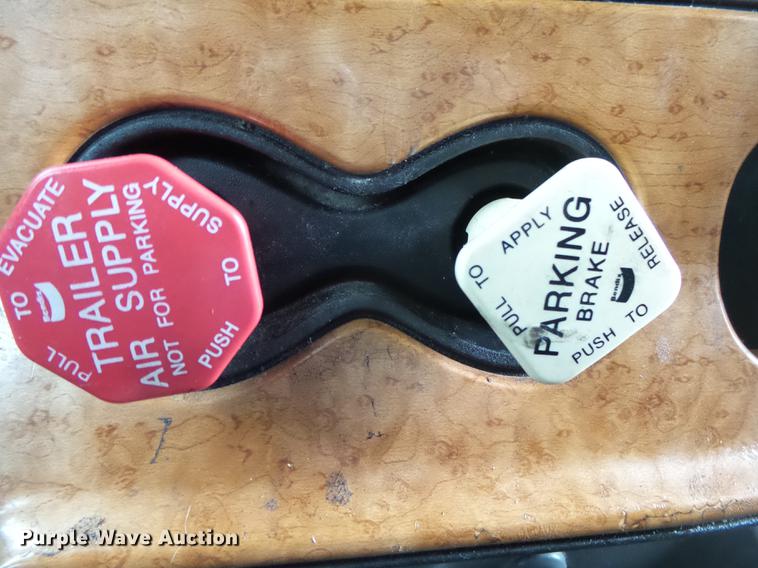 image for item DE3646 2008 International ProStar Premium semi truck