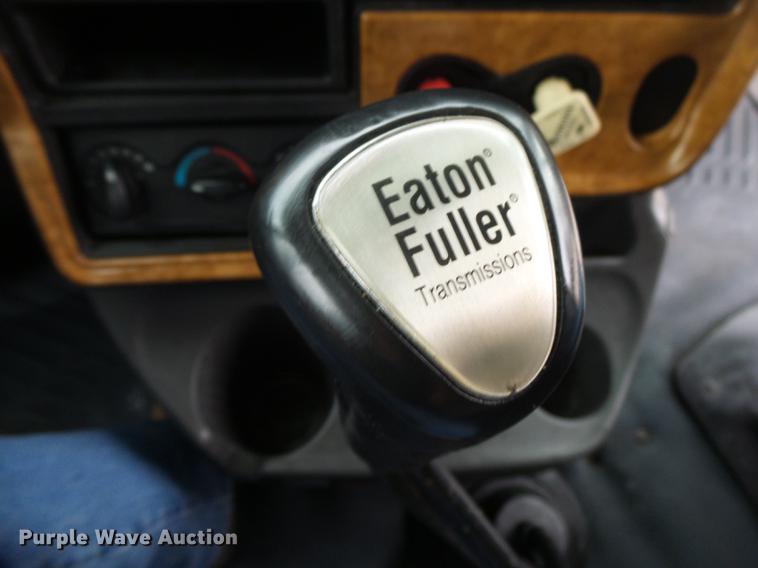 image for item DE3646 2008 International ProStar Premium semi truck