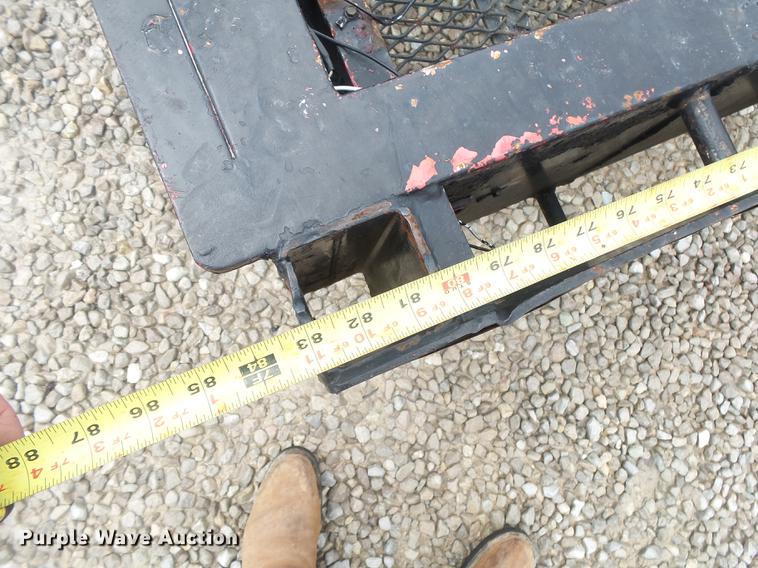 image for item DE3650 2006 Tarasport drop deck trailer