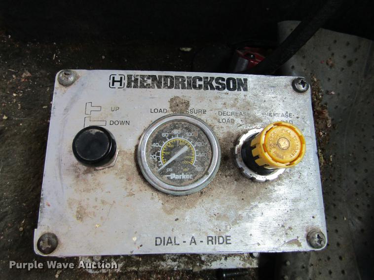 image for item DE6664 1990 International F-9370 semi truck